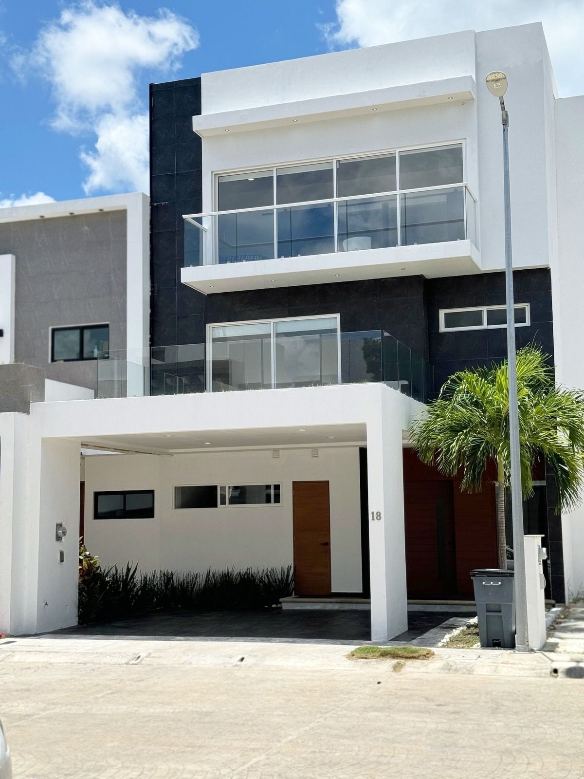 Casa Residencial Aqua, Cancún (302 m²)
