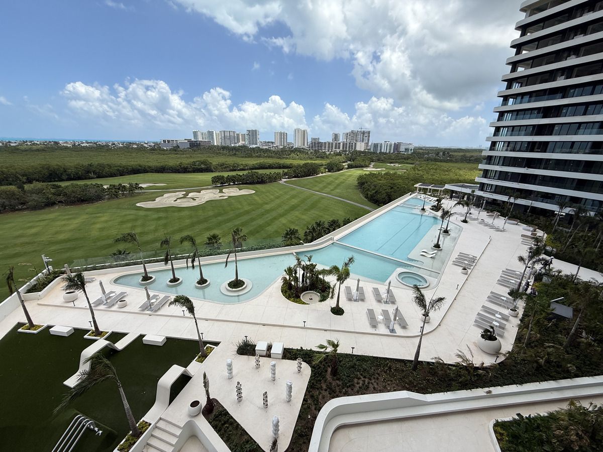 Departamento Puerto Cancún (20.7M)